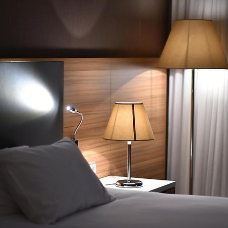 Hotel Doubletree By Hilton Ankara Incek Exterior foto