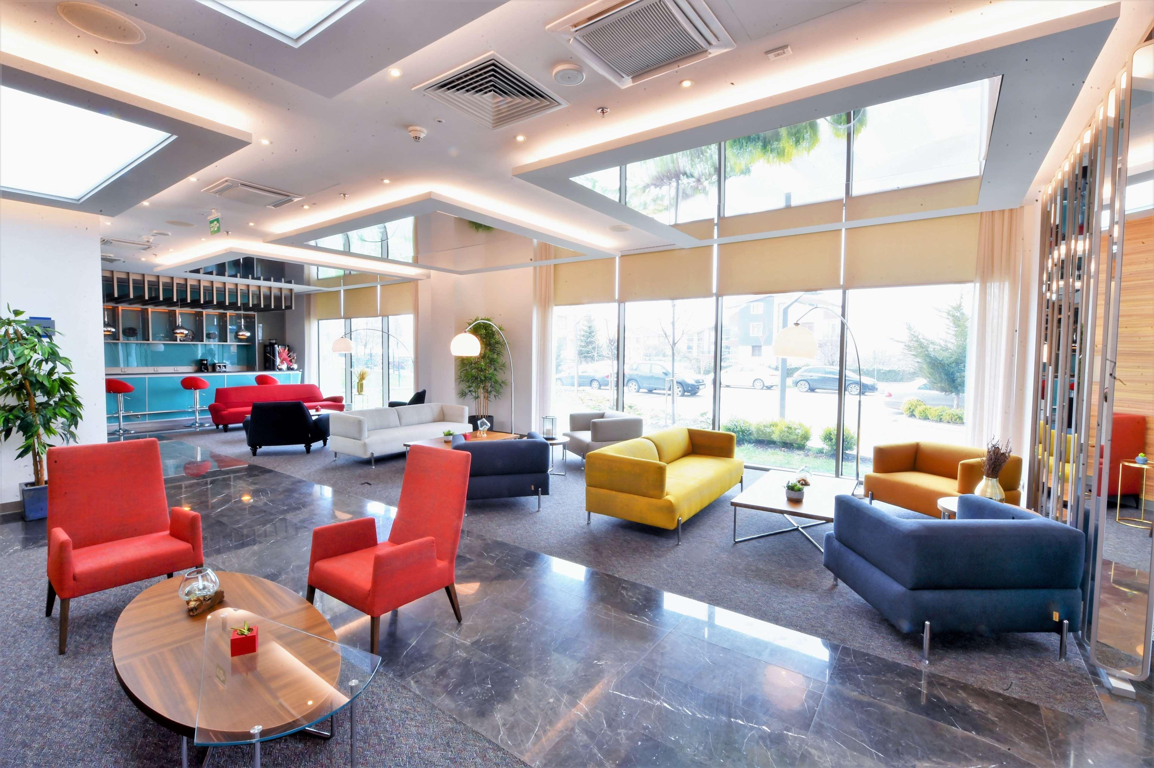 Hotel Doubletree By Hilton Ankara Incek Exterior foto