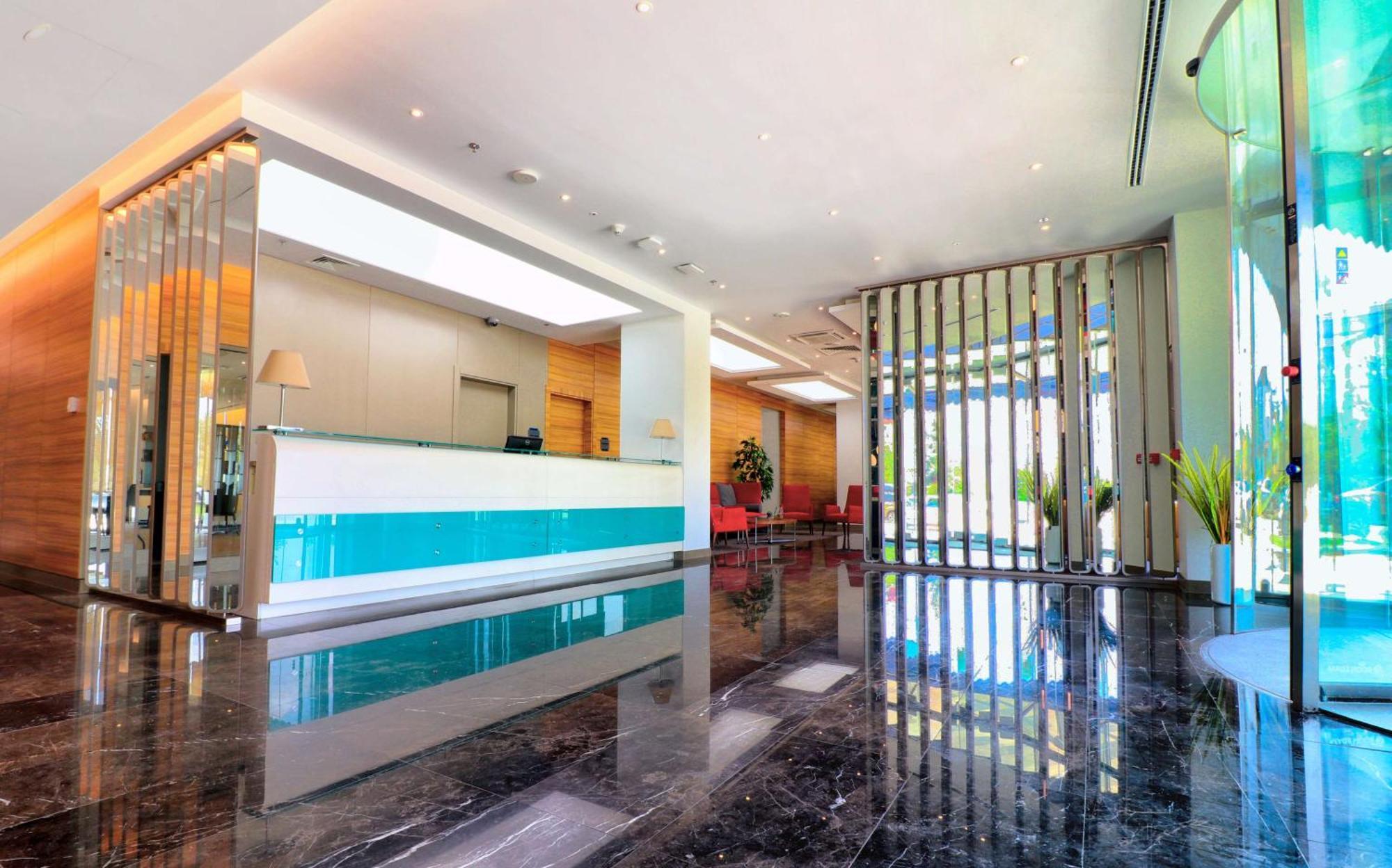 Hotel Doubletree By Hilton Ankara Incek Exterior foto